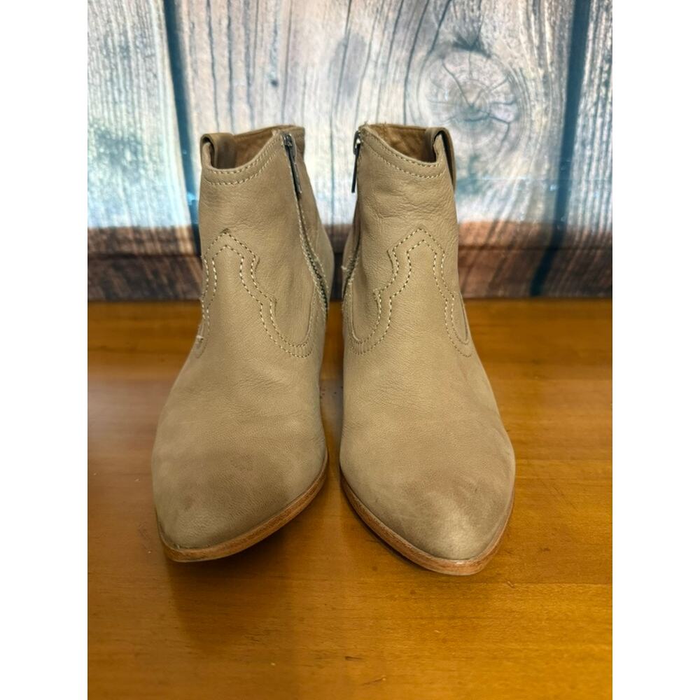 Frye Women's Brown Suede Ankle Booties Western Pointed Toe Casual - Picture 2 of 4